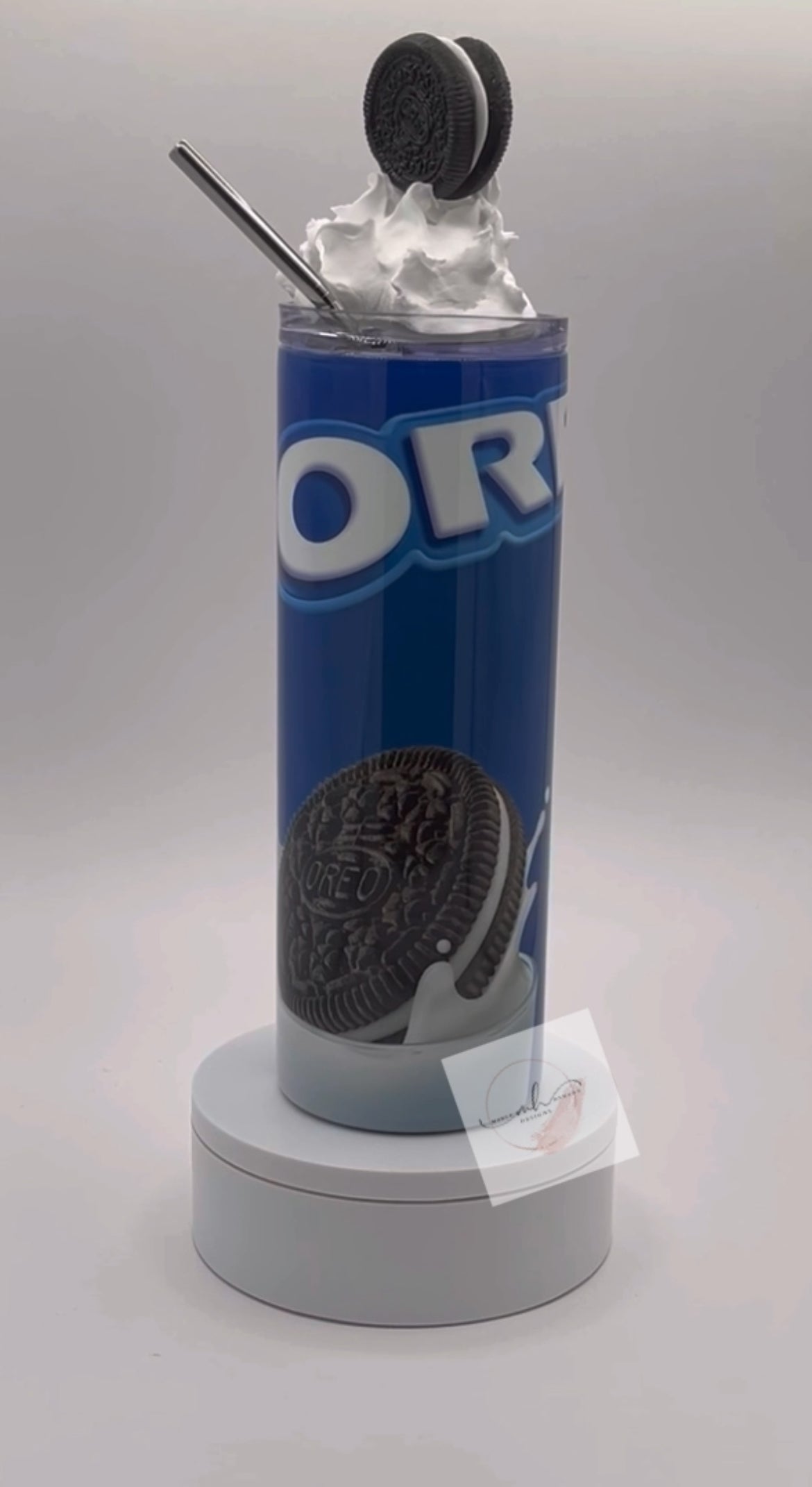 Tumbler- 20oz. Oreo w/ Whipped Dipped Oreo Lid