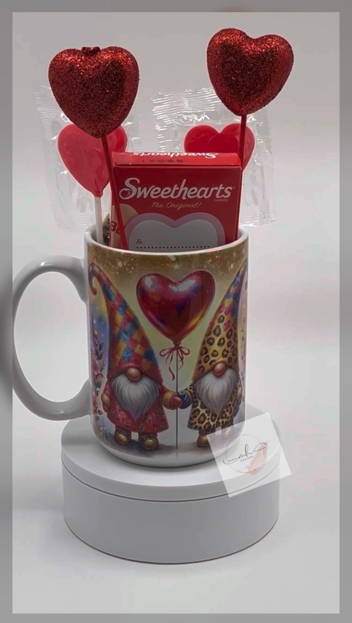 Mug- Valentine Gold Gnomes 15oz. Coffee Mug